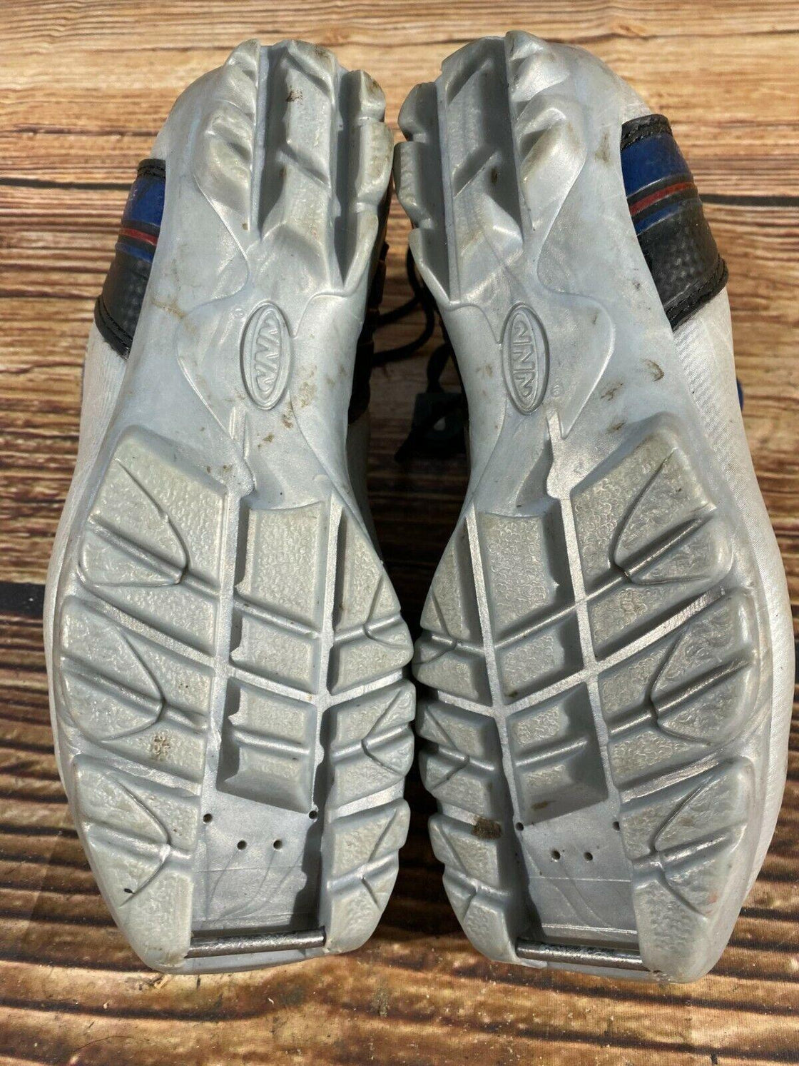 Alpina ST10 JR Nordic Cross Country Ski Boots Size EU35 for NNN bindings 582