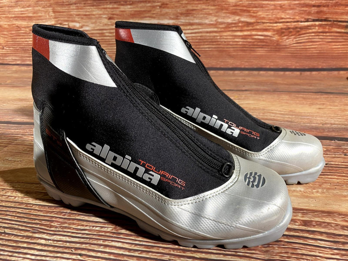 Alpina ST10 Nordic Cross Country Ski Boots Size EU41 US8 for NNN 3062