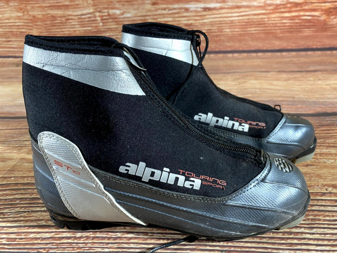 Alpina ST10 Nordic Cross Country Ski Boots Size EU39 US7 for NNN 1045