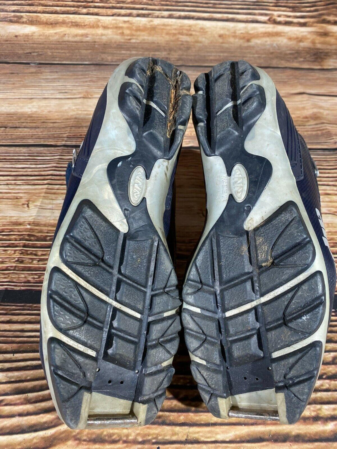 Alpina ST11 Cross Country Ski Boots Classic Size EU39 US7 NNN Rottefella 3168