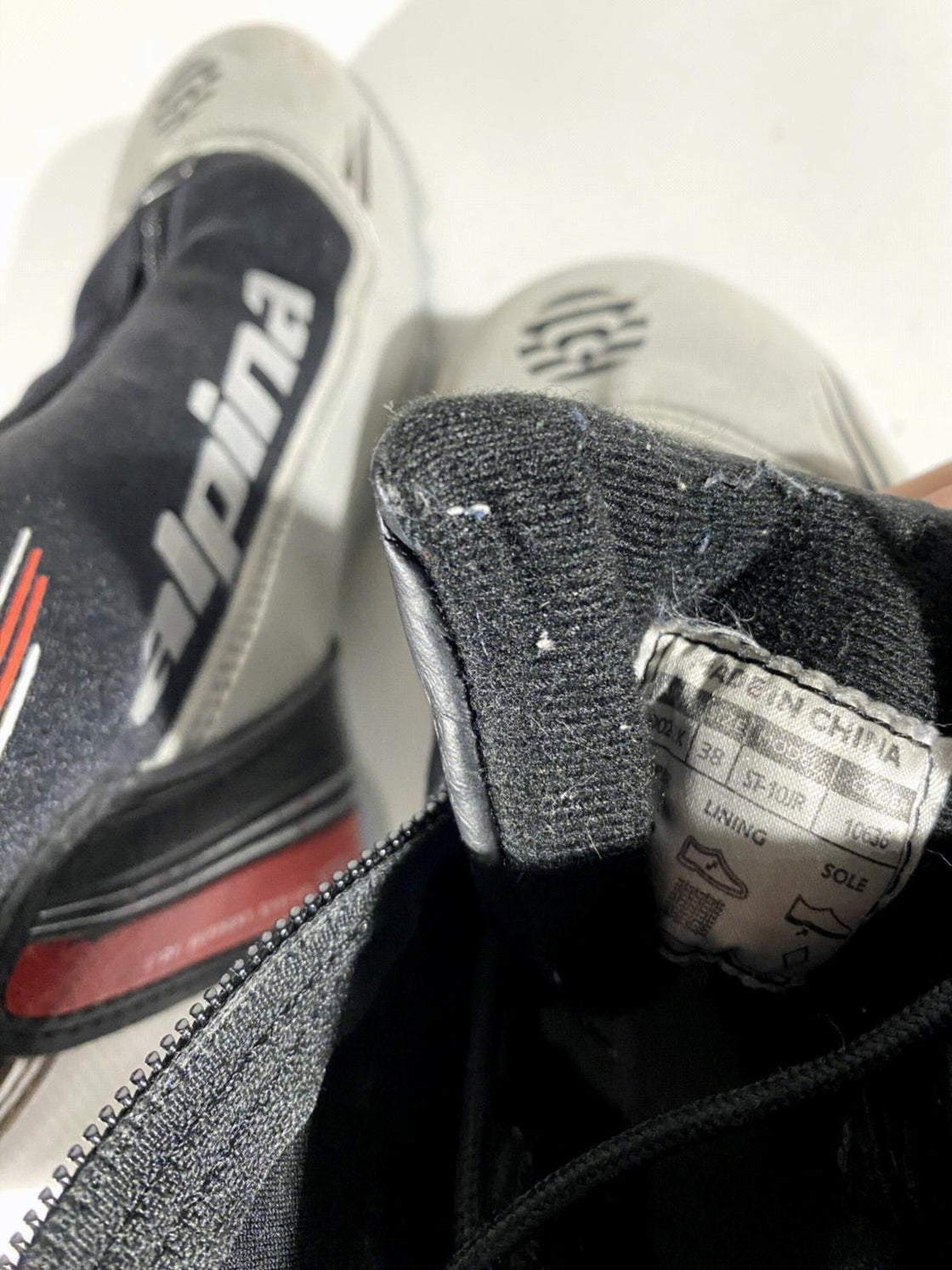 Alpina ST10 Nordic Cross Country Ski Boots Size EU38 US6 for NNN 1010