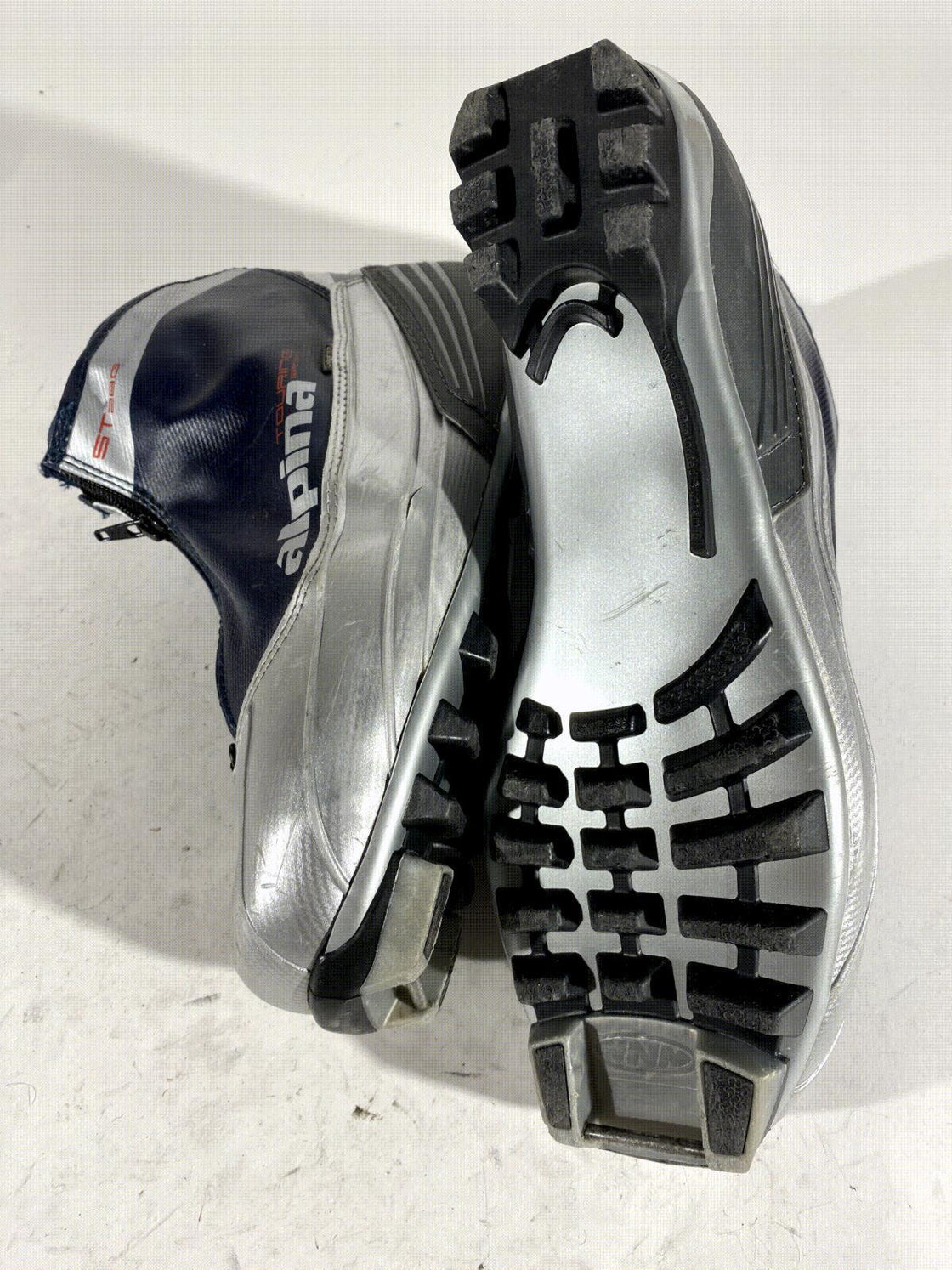 Alpina ST28G Nordic Cross Country Ski Boots Size EU44 US10.5 for NNN 915