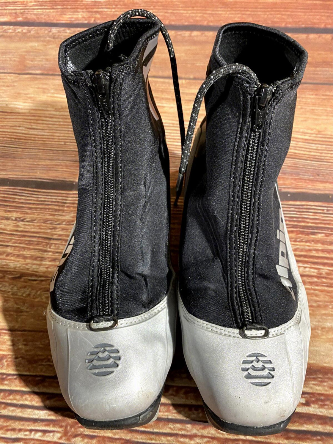 Alpina T10 Nordic Cross Country Ski Boots Size EU39 US7 for NNN 1046