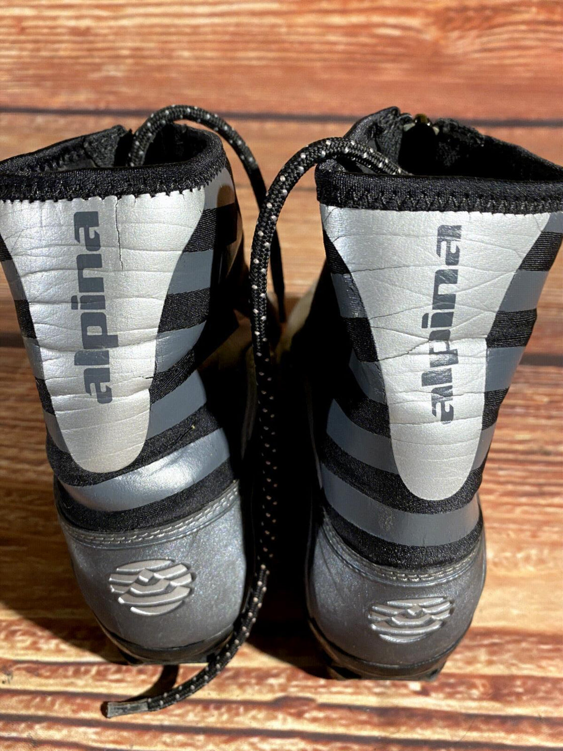 Alpina T10 Nordic Cross Country Ski Boots Size EU39 US7 for NNN 1046