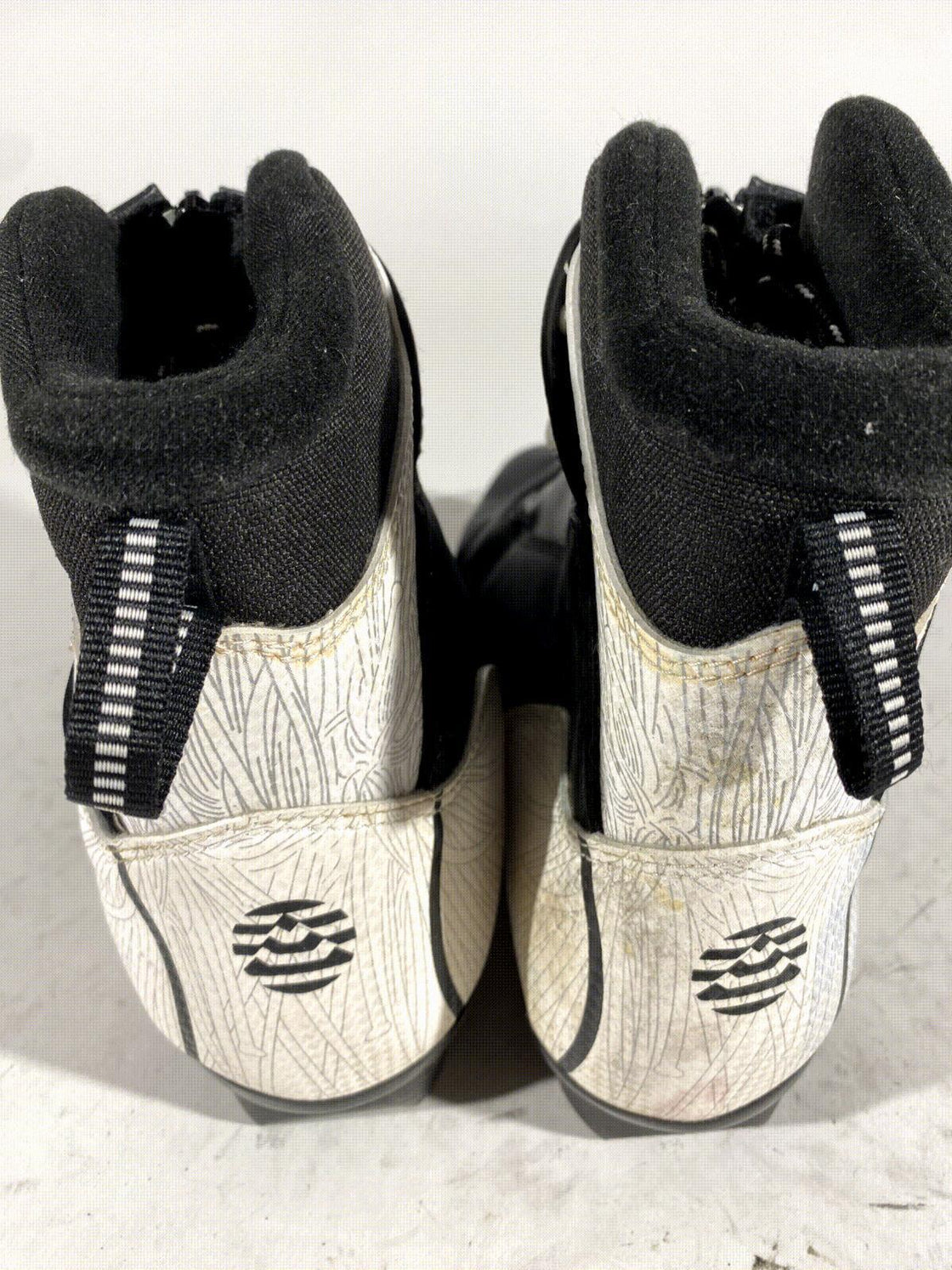 Alpina T5 Eve Nordic Cross Country Ski Boots Size EU42 US9 for NNN 2813