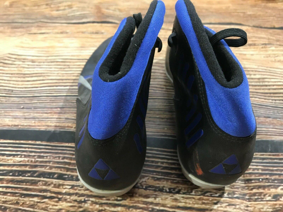 Fischer Cross Country Ski Boots Size EU39 US7 SNS Profil 1106
