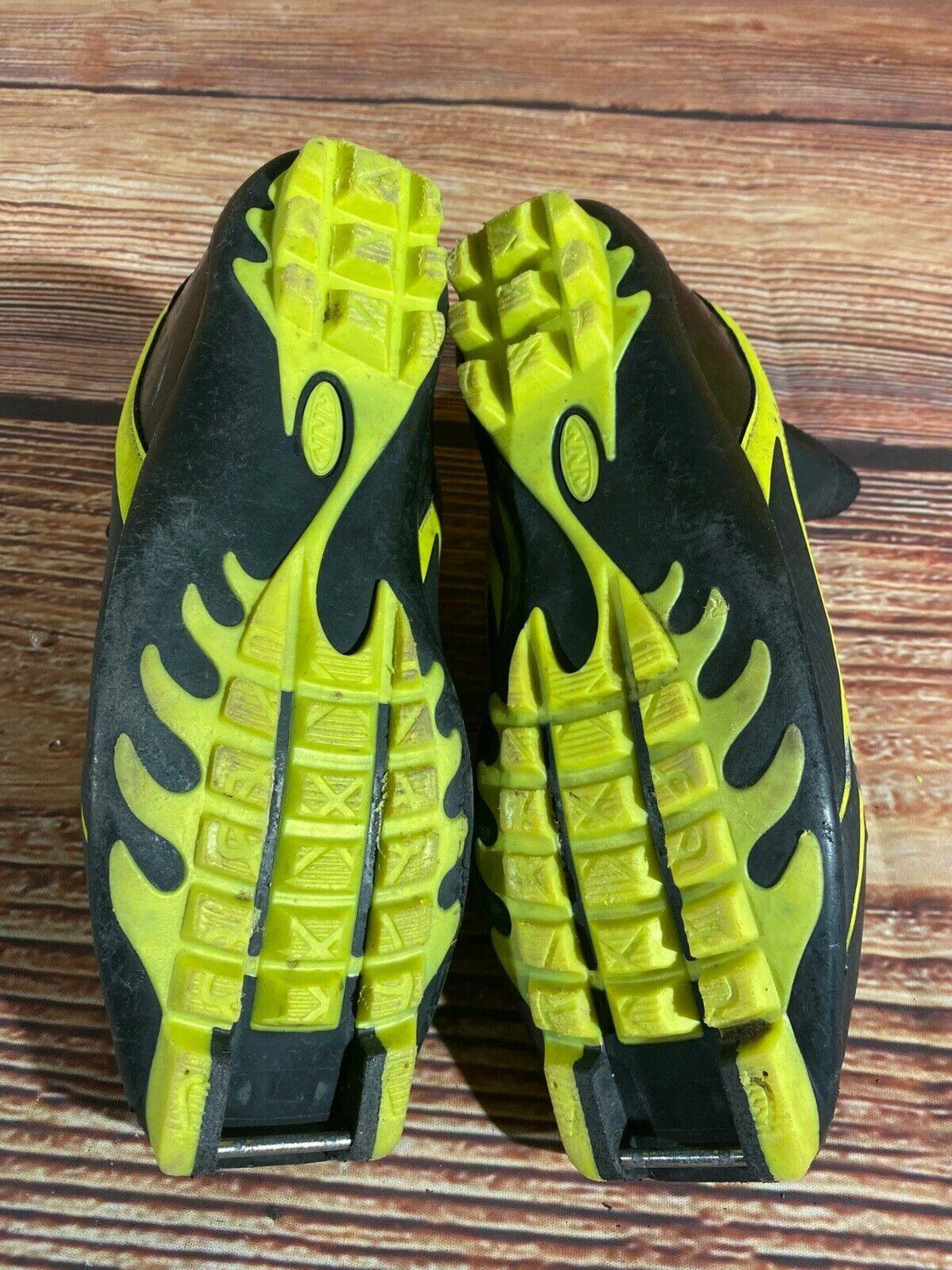 Fischer RCS World Cup Carbon Shell Cross Country Ski Boots EU42 US9 NNN 1548