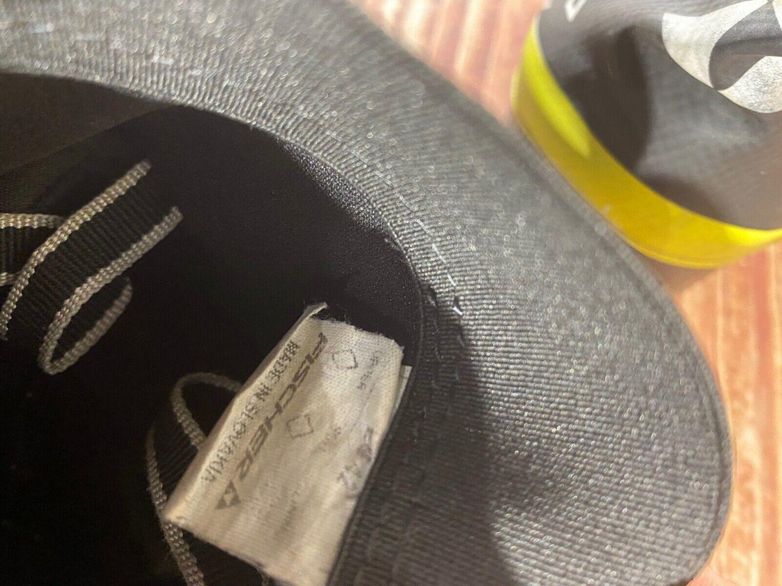 Fischer RCS World Cup Carbon Shell Cross Country Ski Boots EU42 US9 NNN 1548