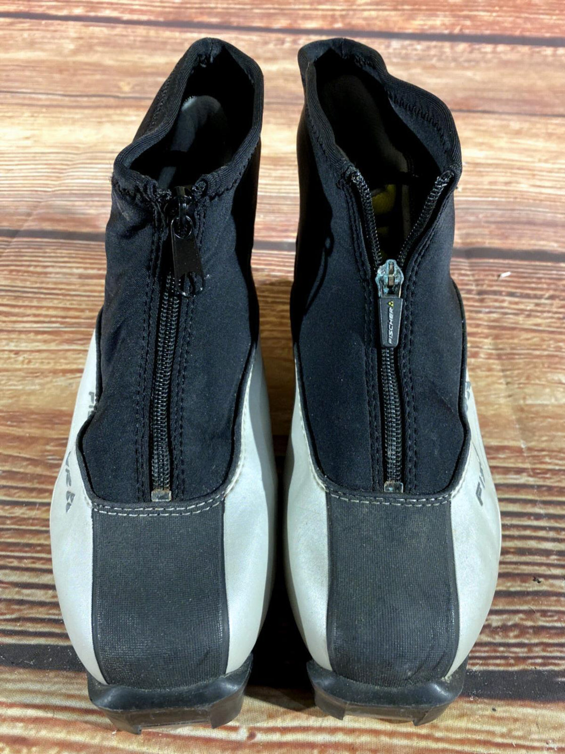 Fischer Nordic Nordic Cross Country Ski Boots Size EU38 US6 SNS Profil 1592