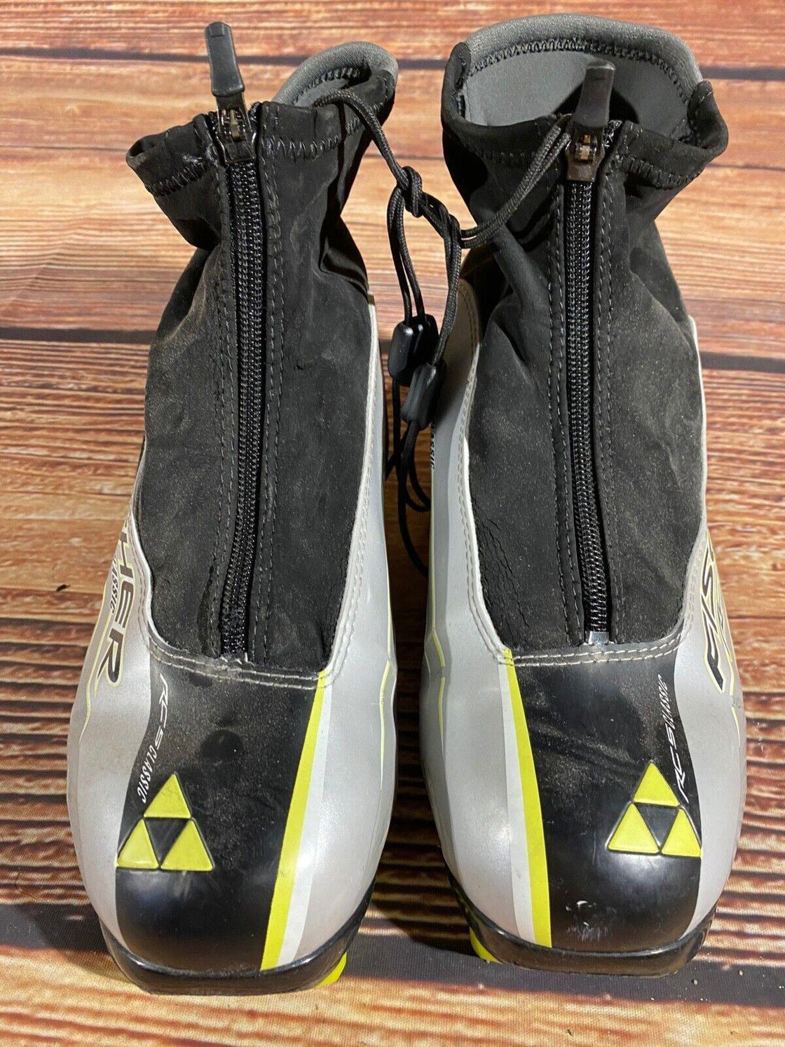 Fischer RC5 Classic Nordic Cross Country Ski Boots Size EU39 US7 for NNN 1456