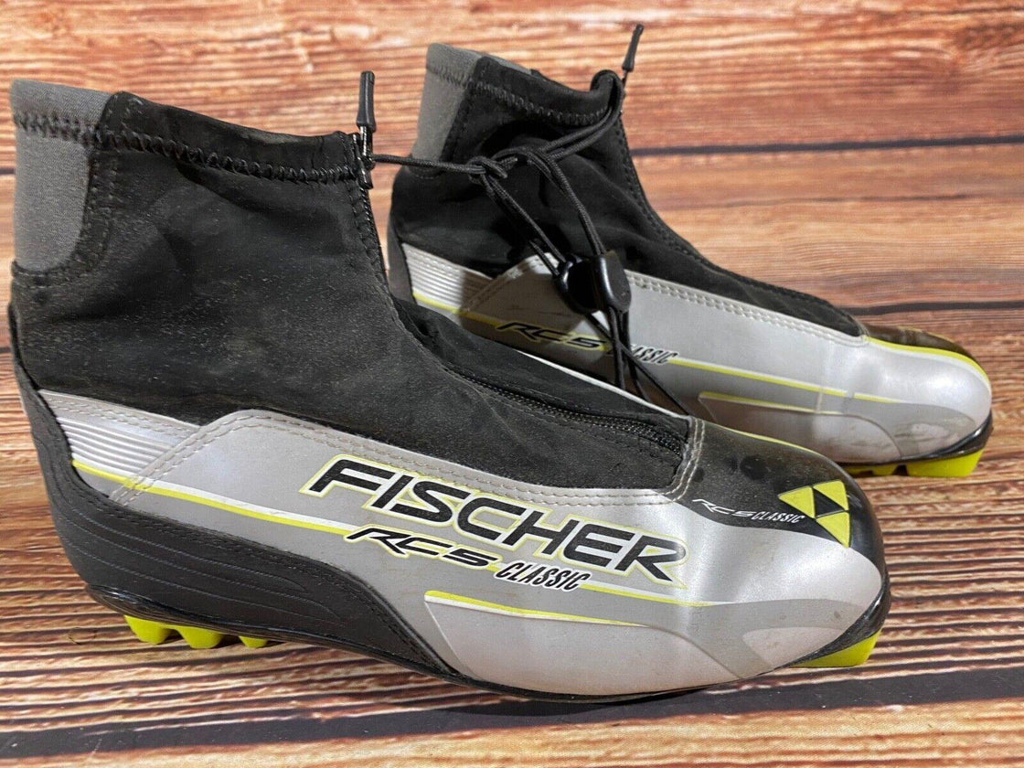 Fischer RC5 Classic Nordic Cross Country Ski Boots Size EU39 US7 for NNN 1456