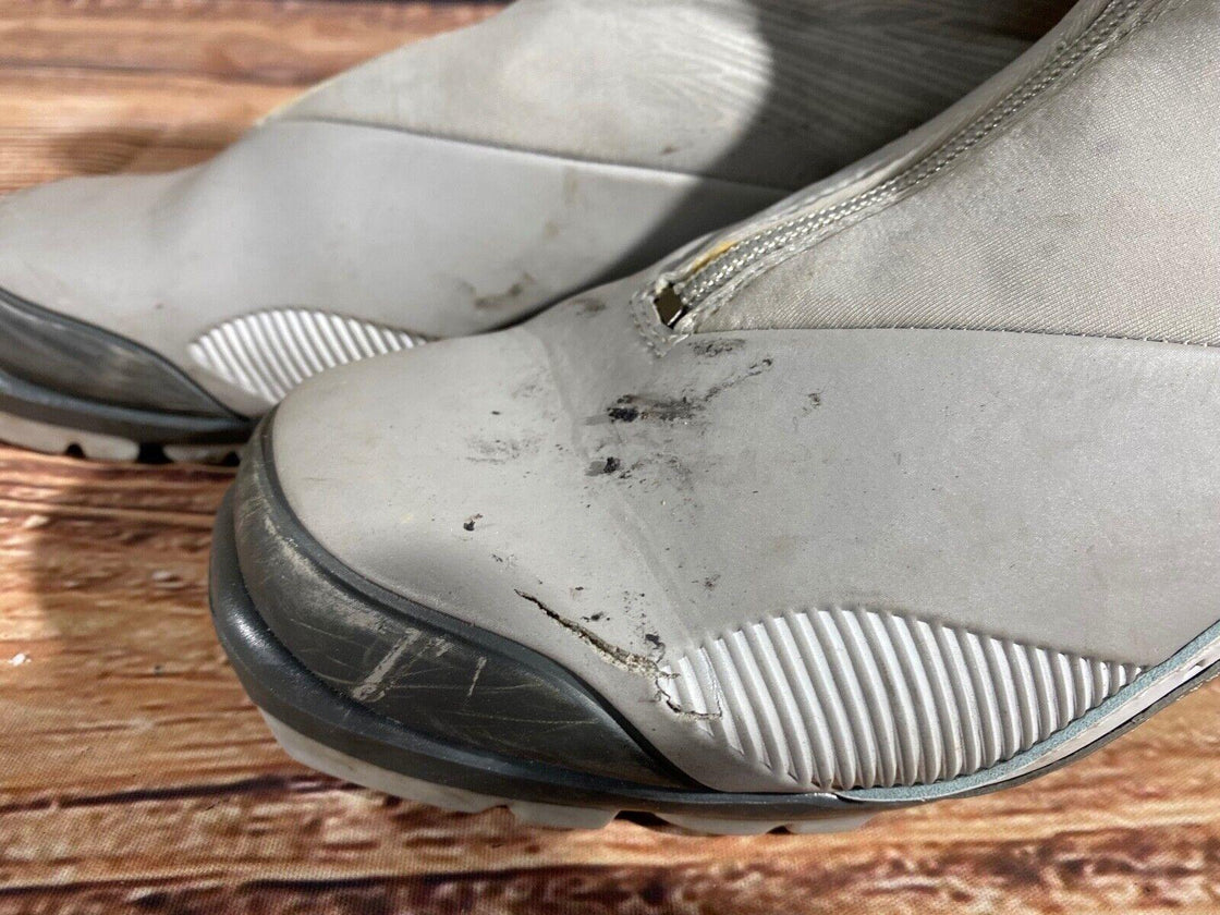 Fischer Vision Nordic Cross Country Ski Boots Size EU40 US7.5 for NNN 1436