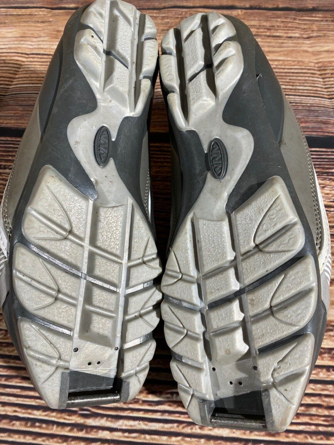 Fischer Vision Nordic Cross Country Ski Boots Size EU40 US7.5 for NNN 1436