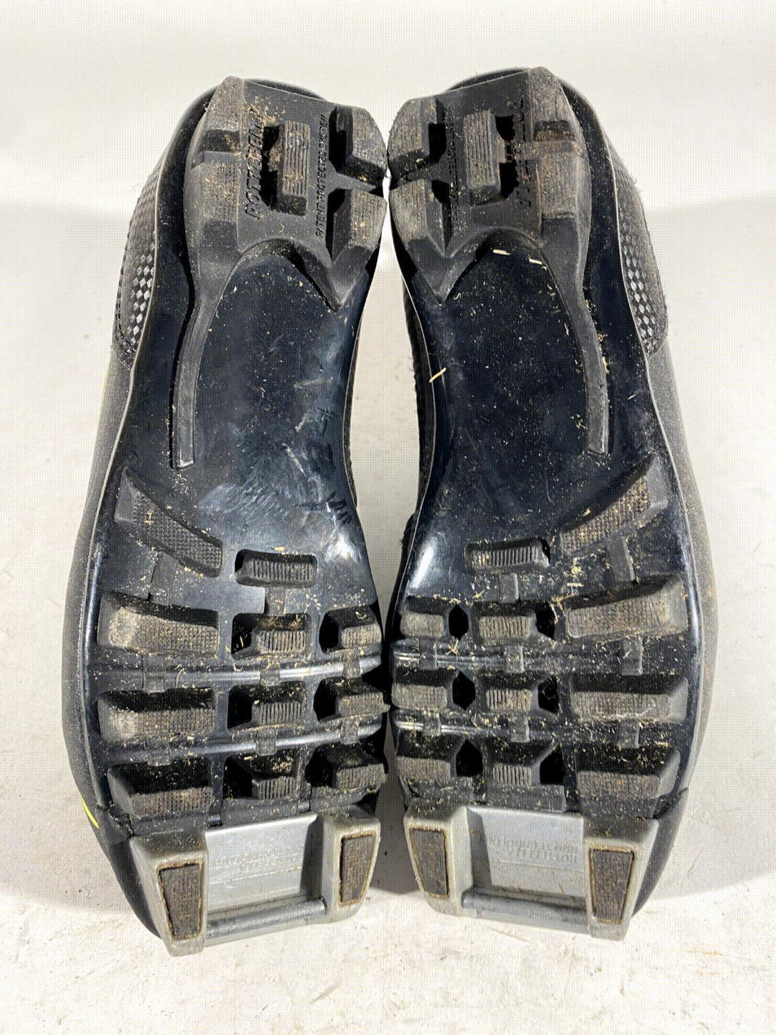 Fischer Ultimate Cross Country Classic Ski Boots Size EU35 US3.5 NNN 1350