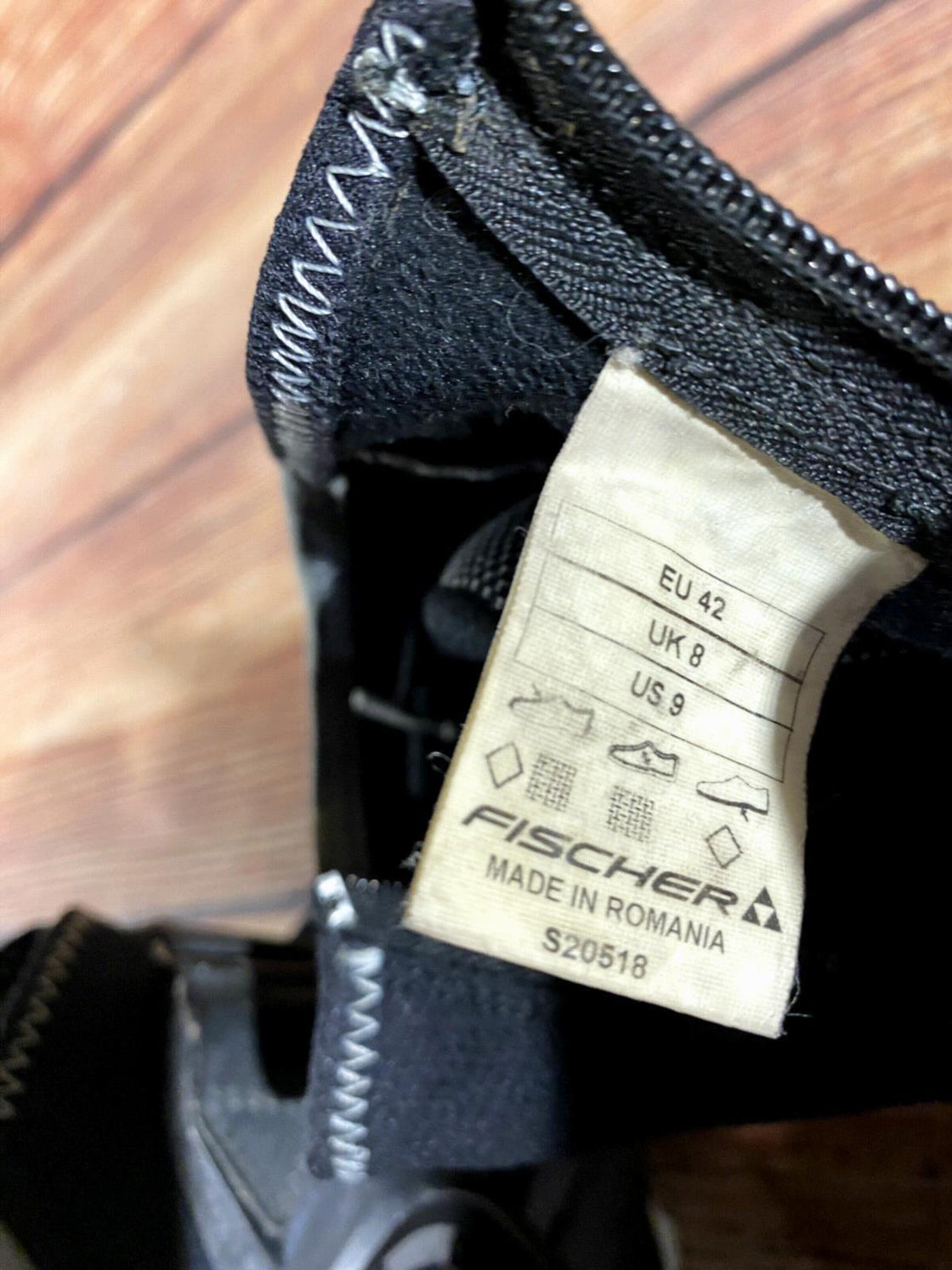 Fischer XC Control Nordic Cross Country Ski Boots Size EU42 US9 NNN 1298