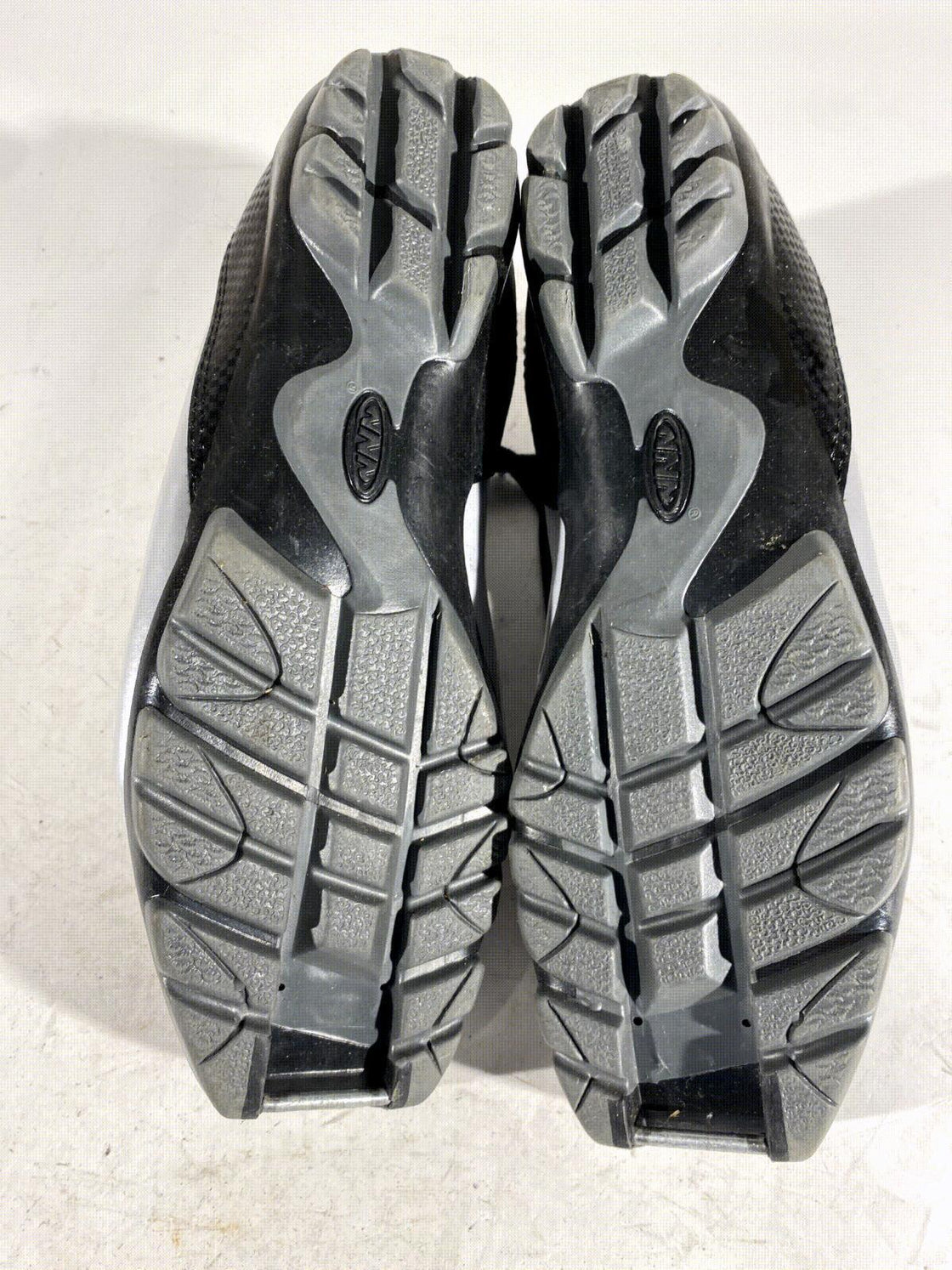 Fischer XC Touring Nordic Cross Country Ski Boots Size EU42 US9 NNN 1285