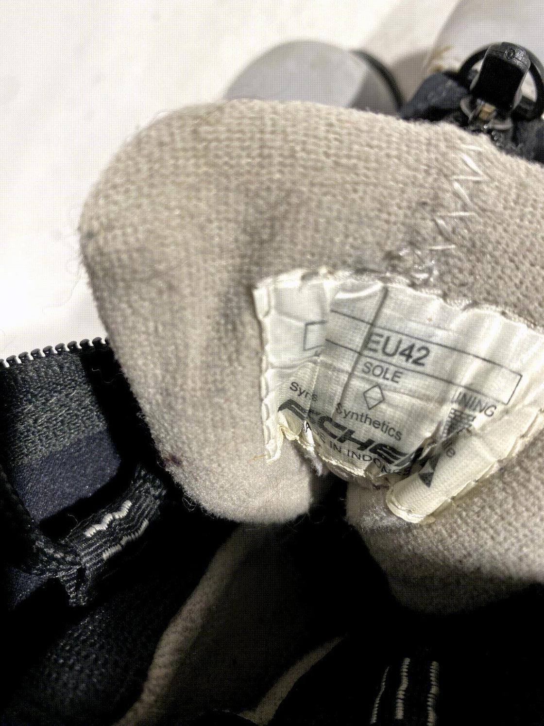 Fischer XC Touring Nordic Cross Country Ski Boots Size EU42 US9 NNN 1285