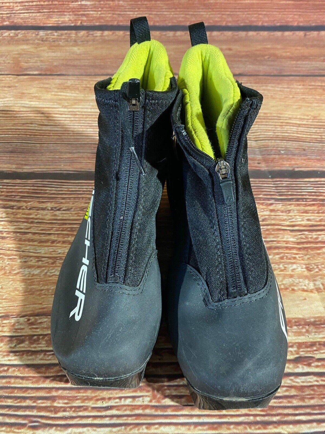 Fischer Ultimate Nordic Cross Country Ski Boots Size EU37 US5.5 NNN 1504