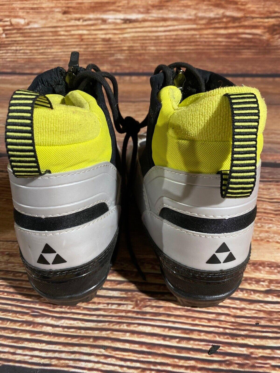 Fischer XJ Sprint Cross Country Ski Boots Size EU39 US7 for NNN 1507