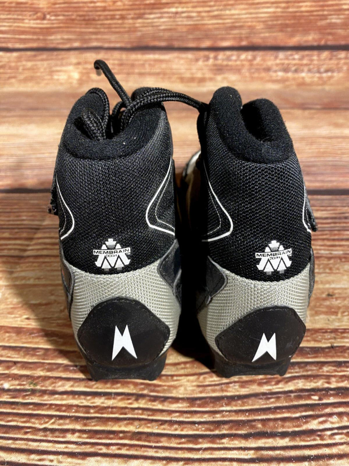 Madshus CT100 Classic Nordic Cross Country Ski Boots Size EU37 US5 for NNN 1977