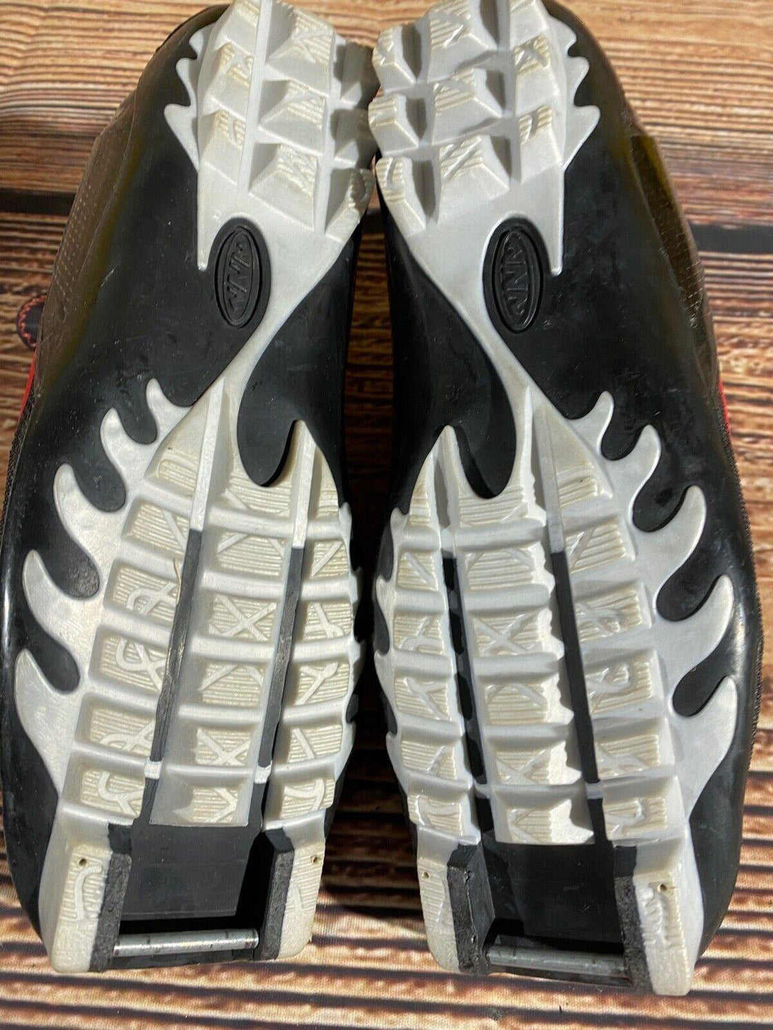 Madshus Nano CLC Nordic Cross Country Ski Boots Size EU38 US6 for NNN 2651