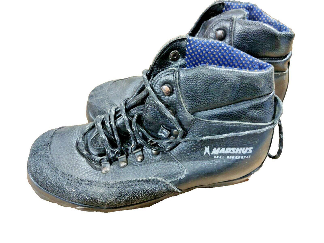 MADSHUS Touring Cross Country Nordic Ski Boots Size EU42 US8.5 NNN-BC 1932