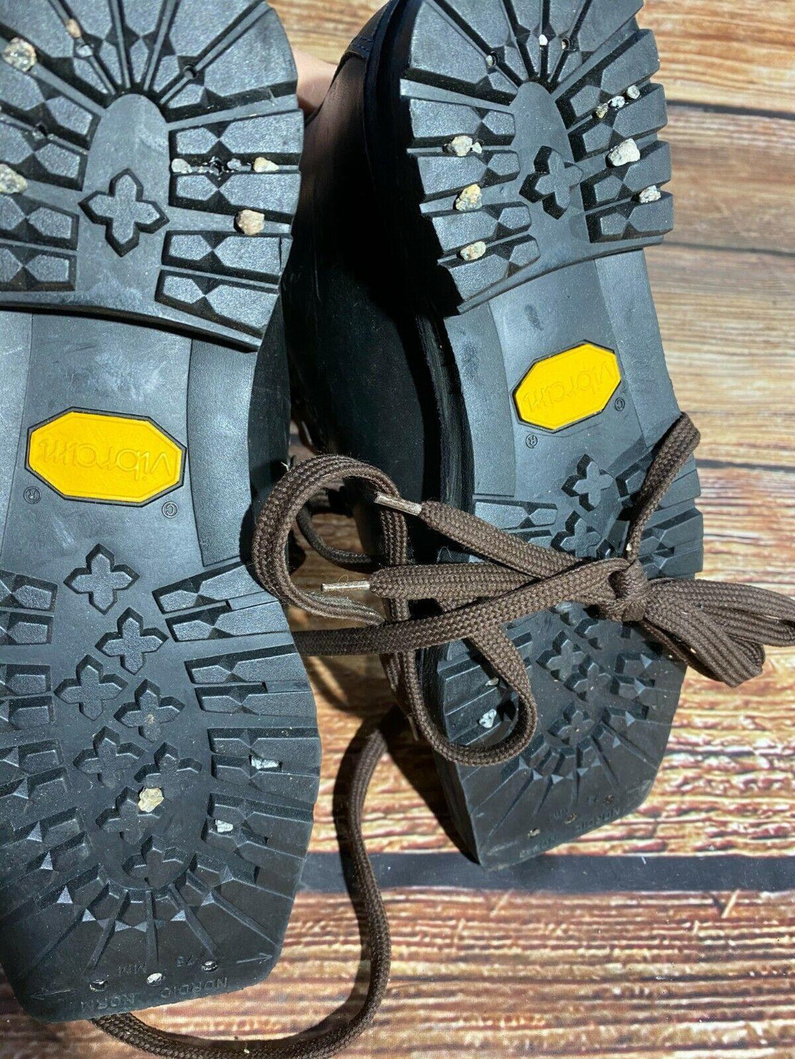 McKinley Telemark Nordic Cross Country Ski Boots EU38 US5.5 NN 75mm 1672