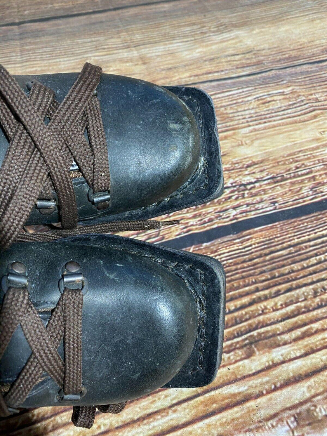 McKinley Telemark Nordic Cross Country Ski Boots EU38 US5.5 NN 75mm 1672