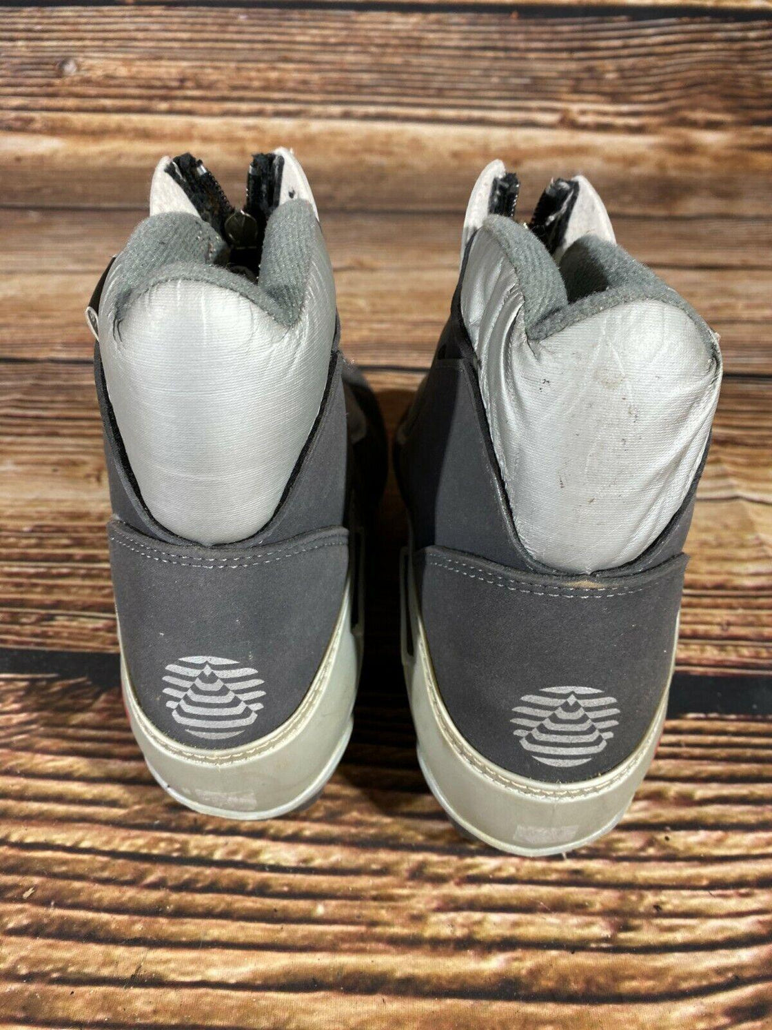Alpina 236 Cross Country Ski Boots Classic Size EU38 US6 NNN Rottefella 897