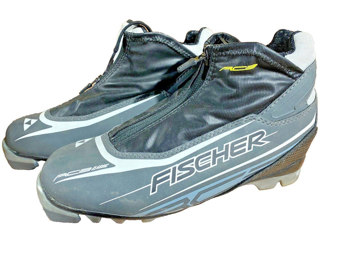 Fischer RC3 Classic Nordic Cross Country Ski Boots Size EU38 US6 for NNN 2450
