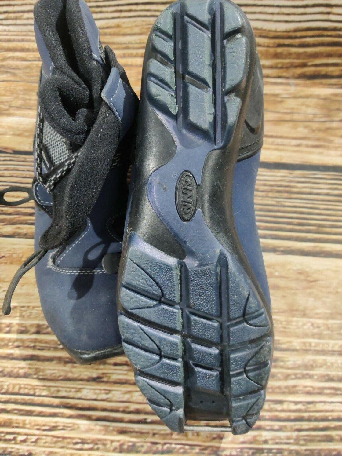 Rossignol Touring Nordic Cross Country Ski Boots Size EU42 US9 NNN 2509