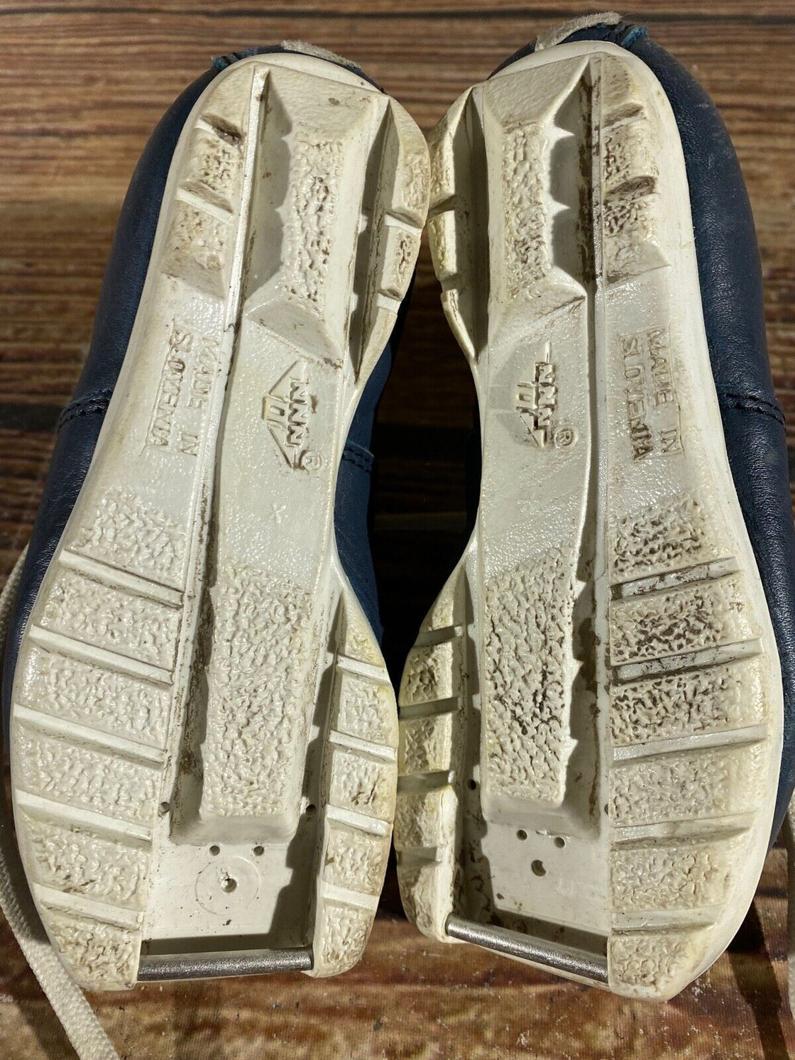 Alpina Kids Nordic Cross Country Ski Boots Size EU26 US9 NNN A-1009