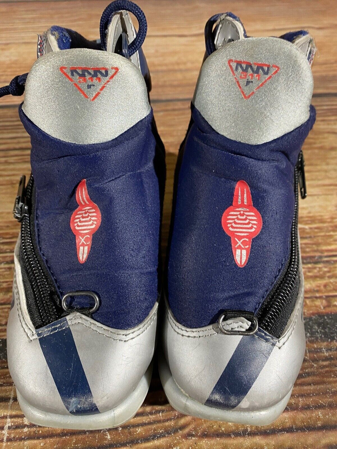 Alpina 311 Kids Nordic Cross Country Ski Boots Size EU26 US9 NNN A-1011