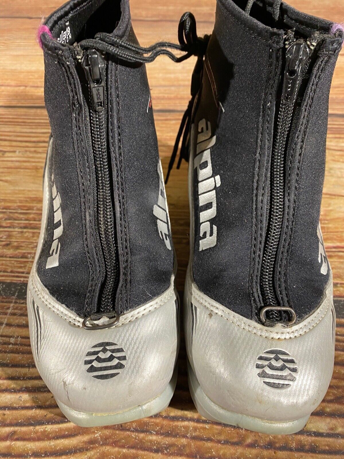 Alpina ST10 Cross Country Ski Boots Classic NNN EU 33 US 2 Kids 220mm A-911