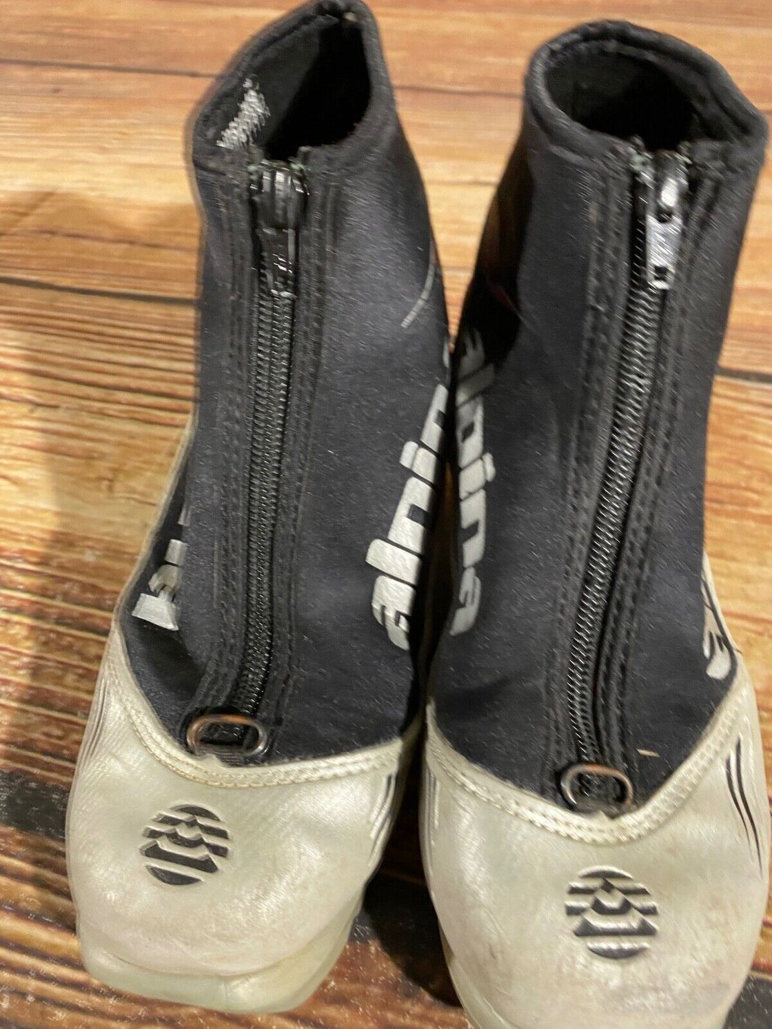 Alpina ST10 Kids Nordic Cross Country Ski Boots Size EU33 US2 for NNN A-910