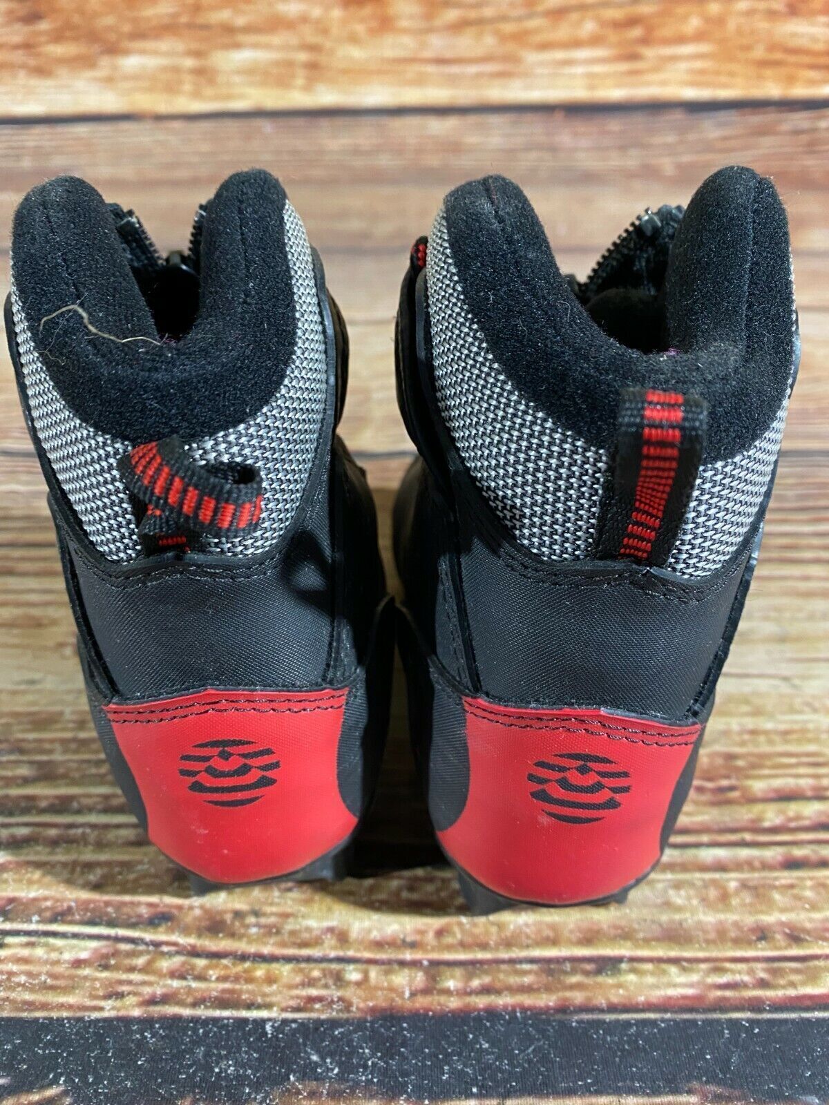 Alpina T5jr Cross Country Ski Boots Classic NNN EU 26 US 9 Kids 175mm A-437