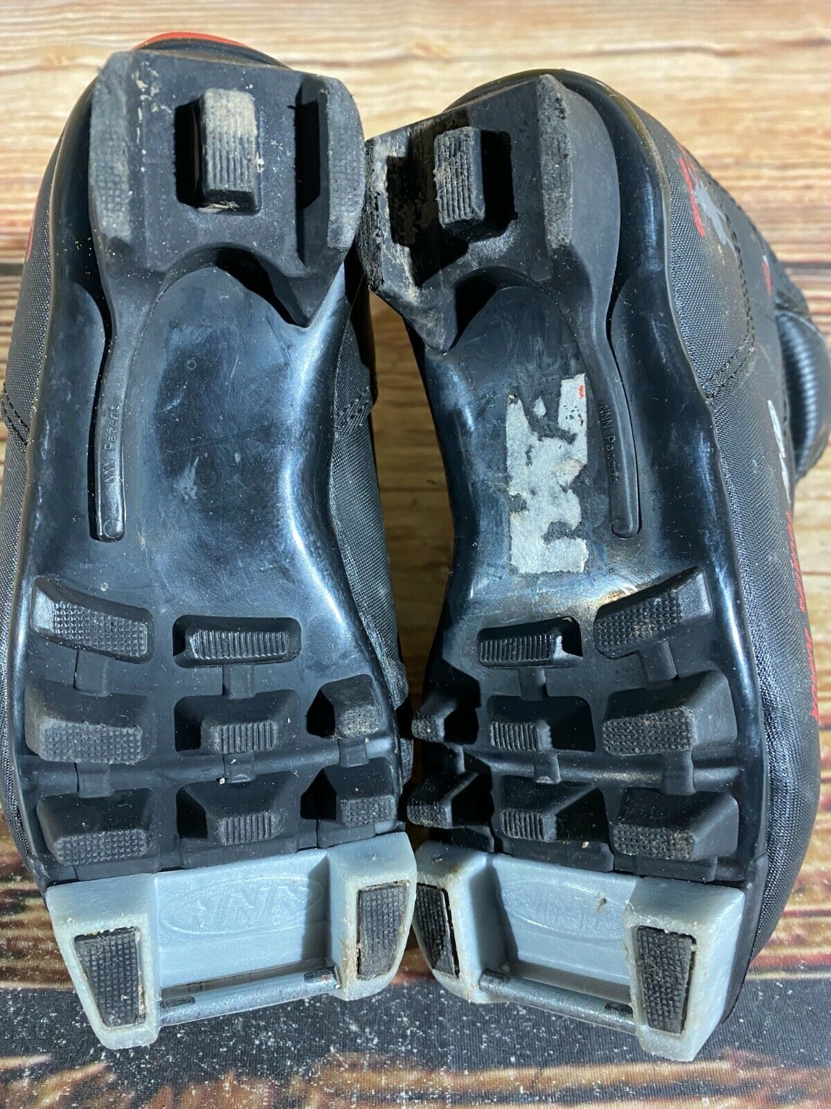 Alpina T5jr Cross Country Ski Boots Classic NNN EU 26 US 9 Kids 175mm A-437