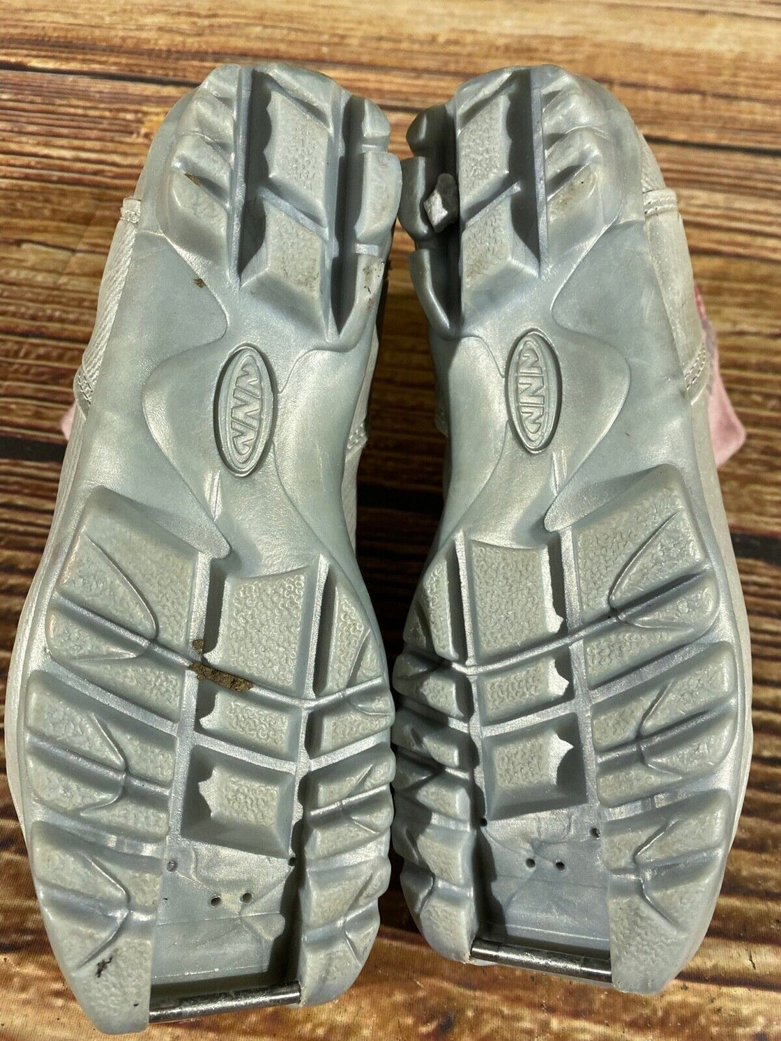 Alpina ST10jr Nordic Cross Country Ski Boots Kids Size EU32 US1.5 for NNN A-594