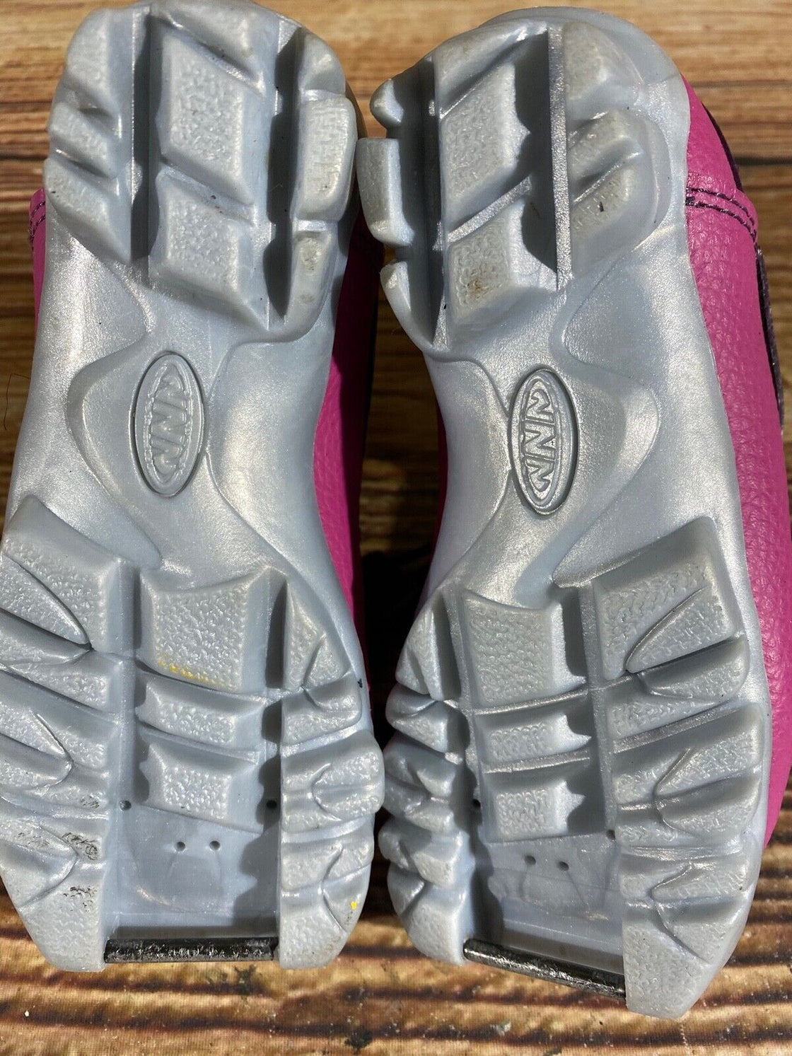 Alpina Frost Kids Nordic Cross Country Ski Boots Size EU26 US8.5 for NNN A-552