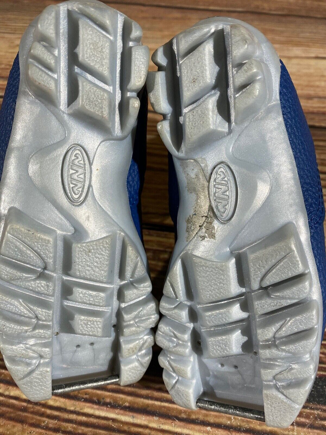 Alpina Frost Kids Nordic Cross Country Ski Boots Size EU26 US9 for NNN A-554