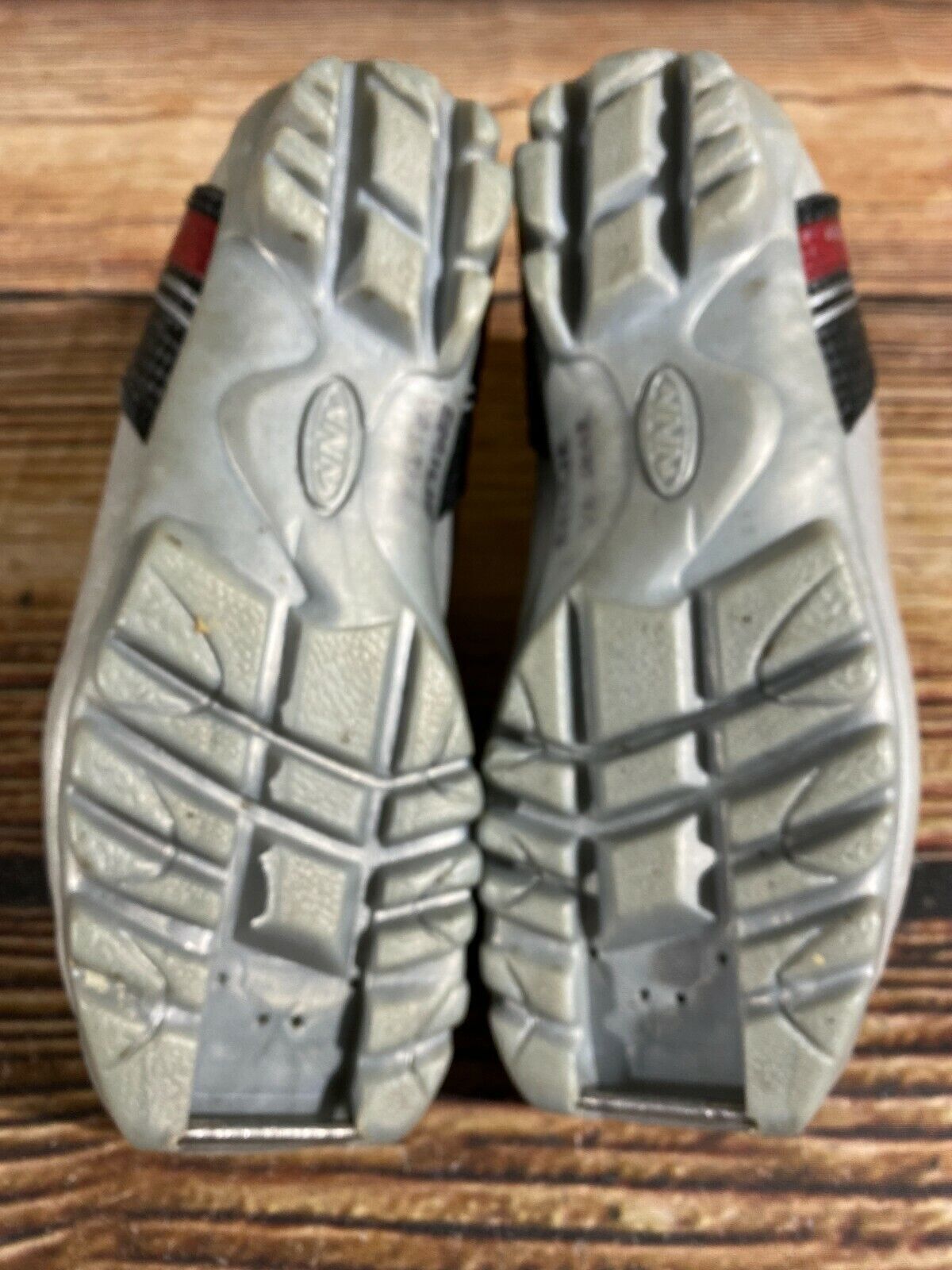 Alpina ST10jr Cross Country Ski Boots Classic NNN EU 34 US 3 Kids 220mm A-438
