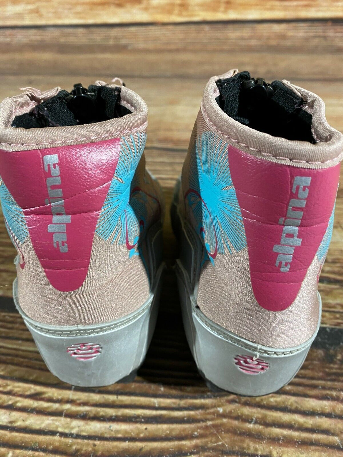 Alpina T10 Kids Nordic Cross Country Ski Boots Size EU29 US11 NNN A-479