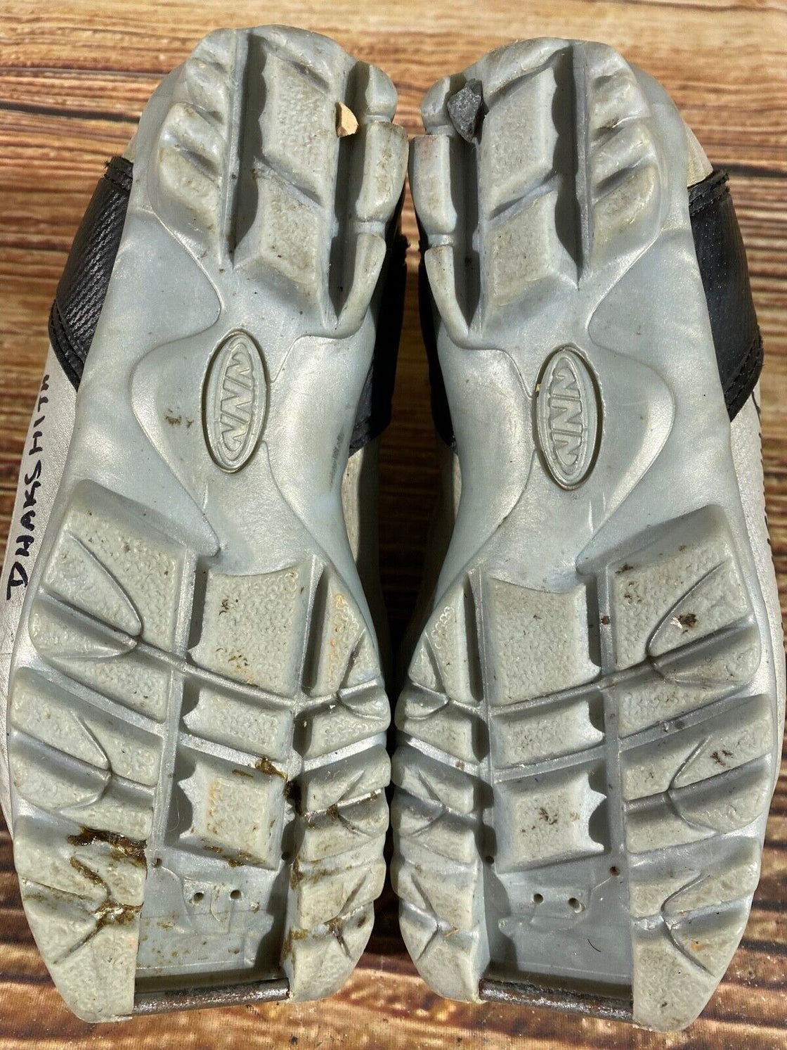 Alpina Frost Nordic Cross Country Ski Boots Kids Size EU31 US12.5 for NNN A-582