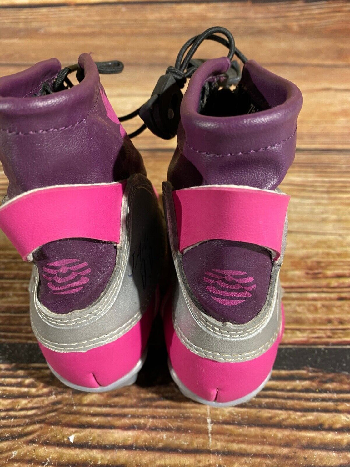 Alpina Frost Kids Nordic Cross Country Ski Boots Size EU26 US9 NNN A-661