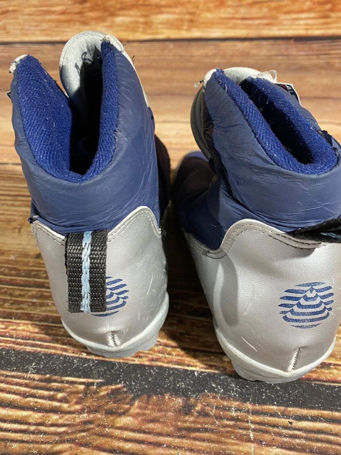 Alpina 311 Kids Nordic Cross Country Ski Boots Size EU34 US3 for NNN A-563