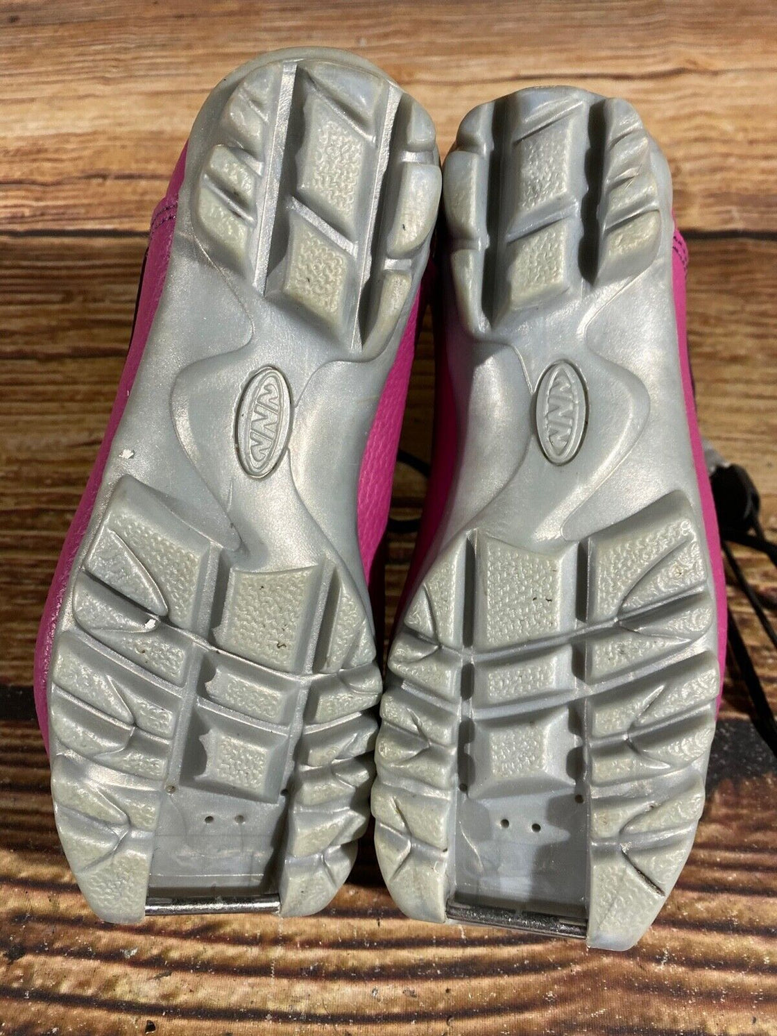 Alpina Frost Kids Nordic Cross Country Ski Boots Size EU30 US12 for NNN A-548