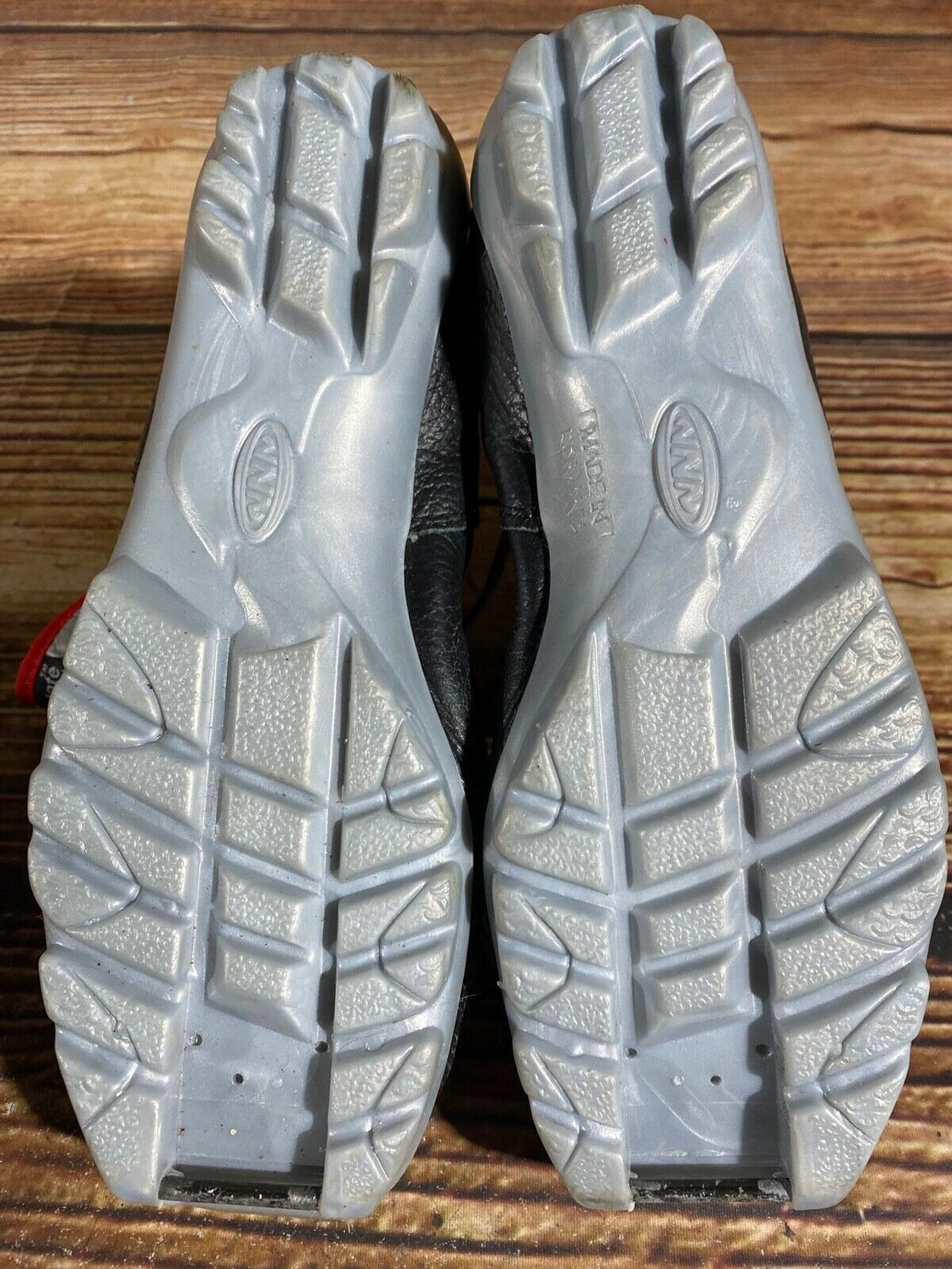 Alpina Nordic Cross Country Ski Boots Kids Size EU37 US5 for NNN A-576