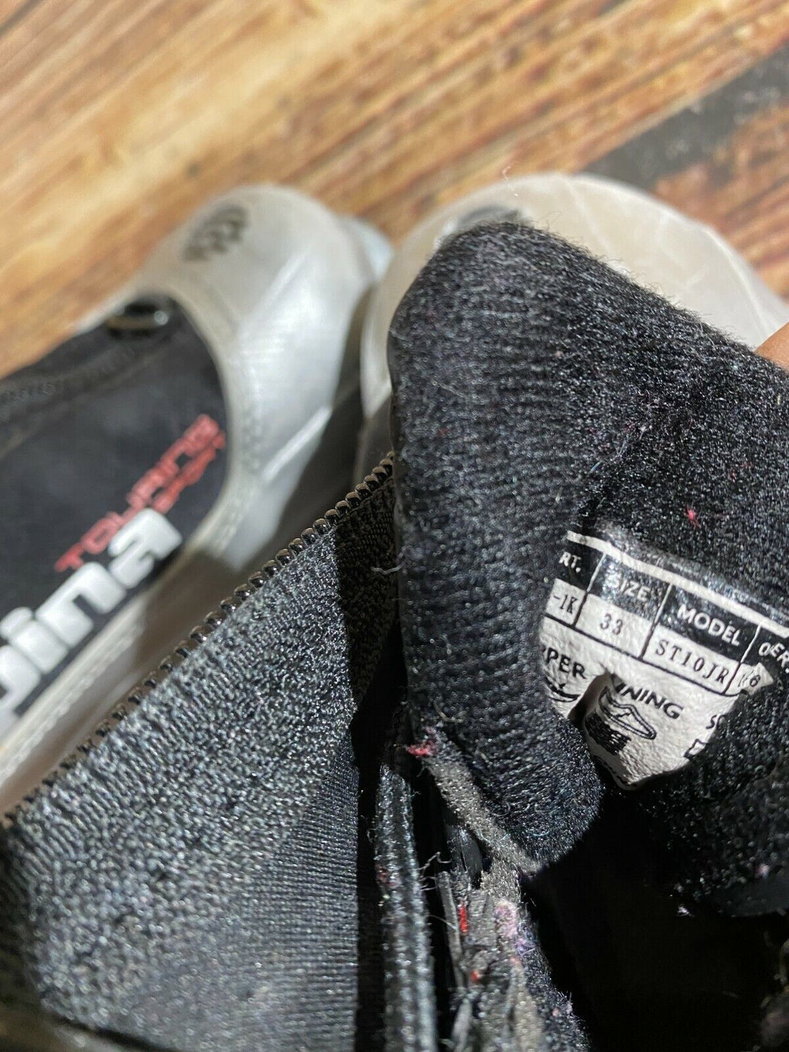 Alpina St10jr  Kids Nordic Cross Country Ski Boots Size EU33 US2 for NNN A-249