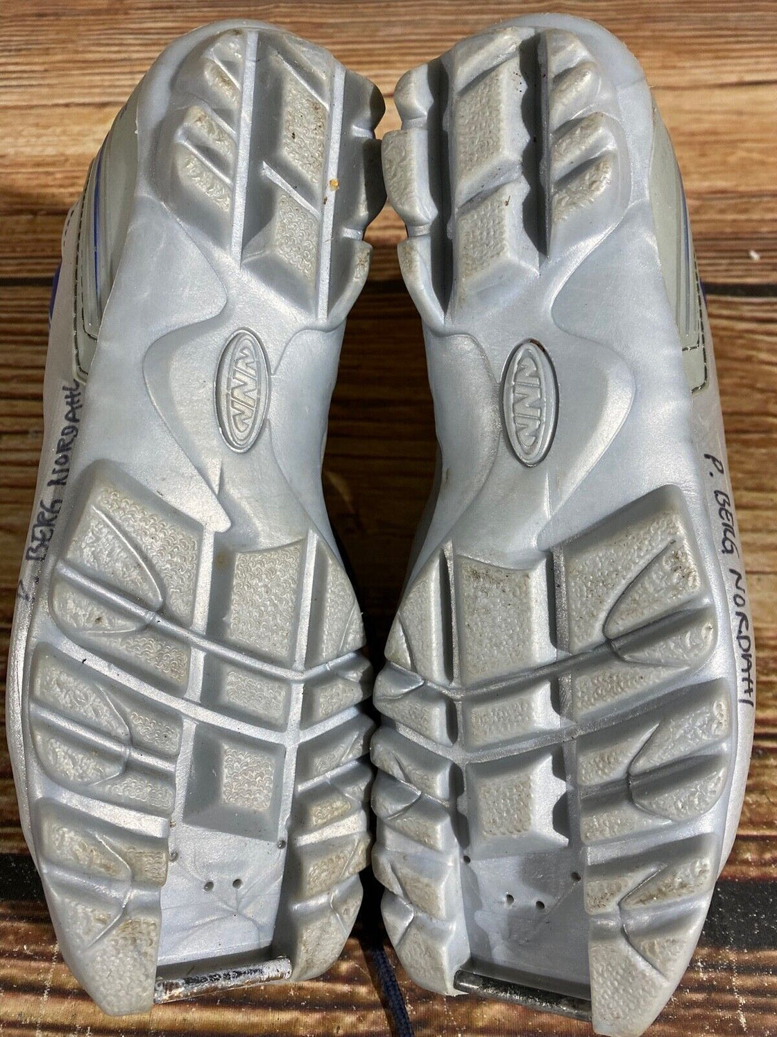 Alpina ST20jr Nordic Cross Country Ski Boots Kids Size EU34 US3 for NNN A-626