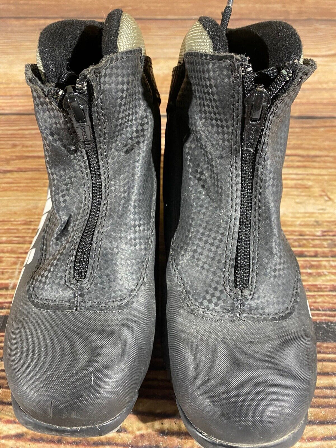 Alpina Touring Nordic Cross Country Ski Boots Kids Size EU33 US2 for NNN A-571